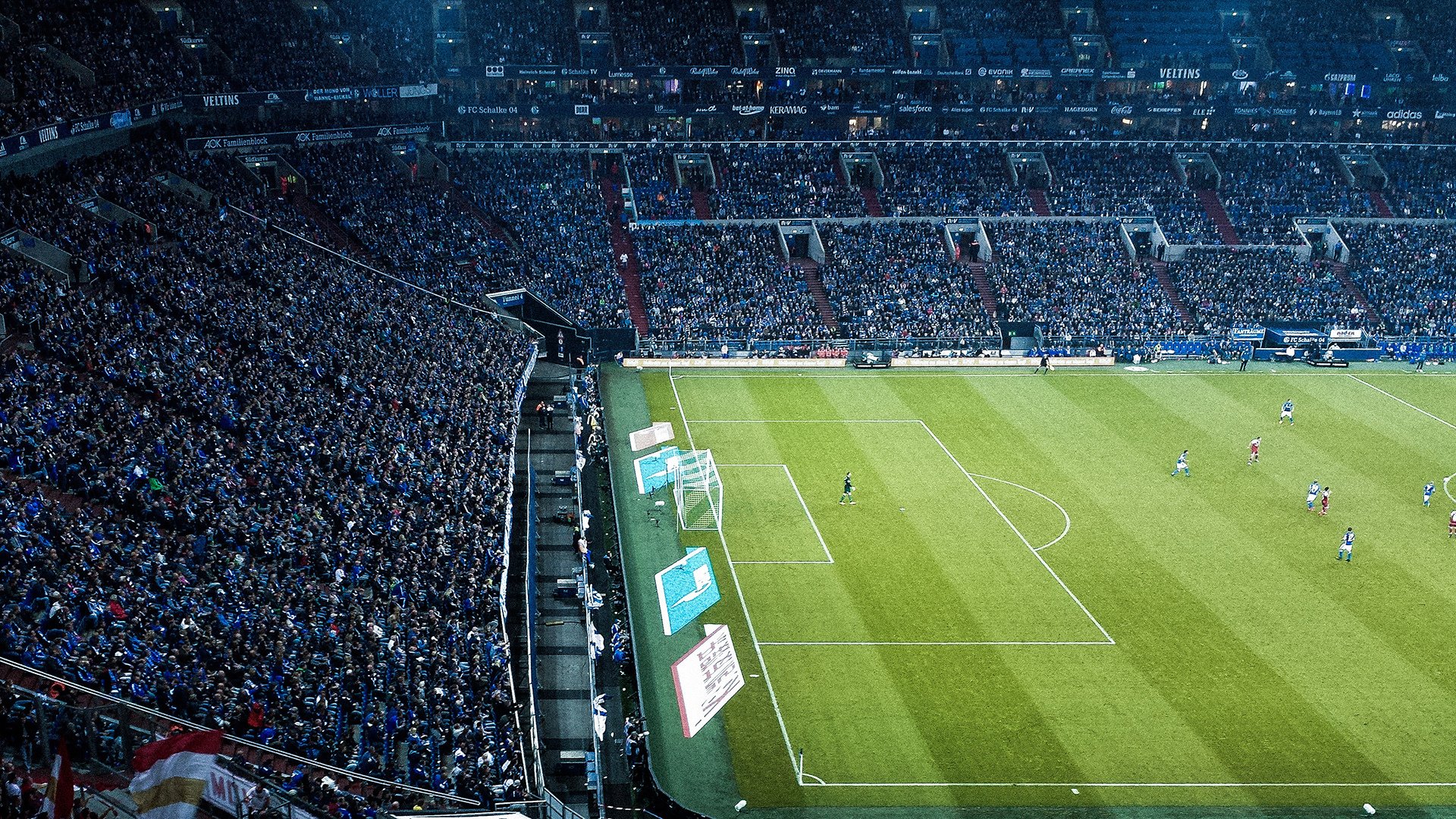 英超青训体系心理压力管理促进技术动作稳定性的探索，英超青训球员定义